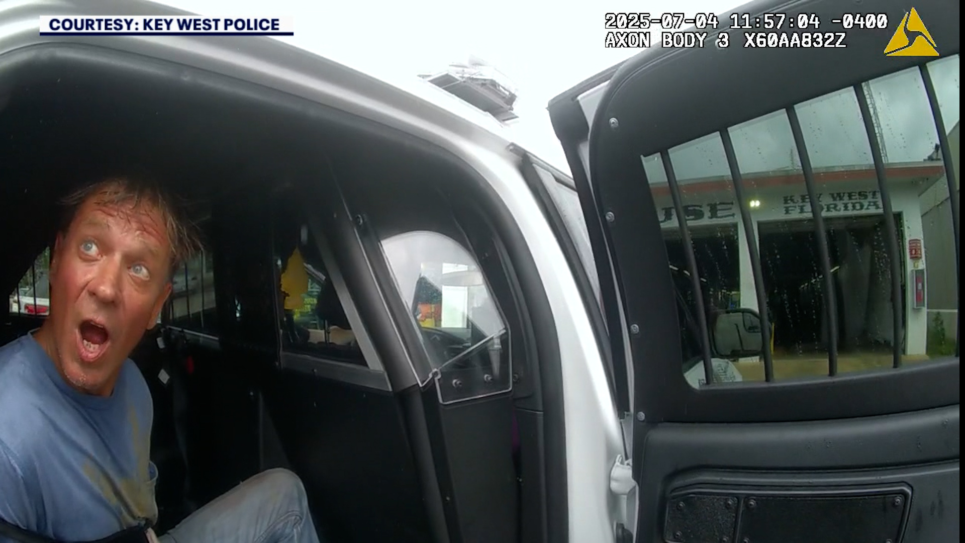 Florida man accused of stealing sightseeing trolley