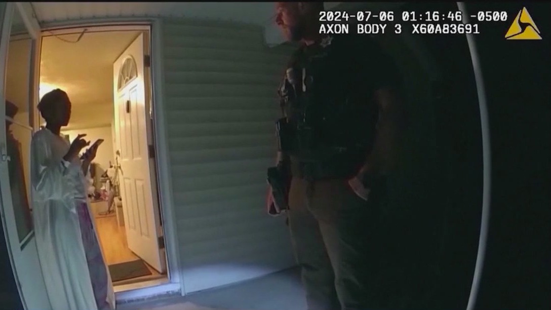 Protesters gather for Sean Grayson trial in Peoria