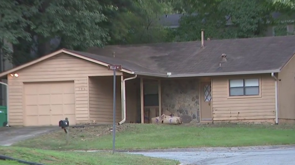 Neighbor describes shooting that killed a 17-year-old boy mowing grass