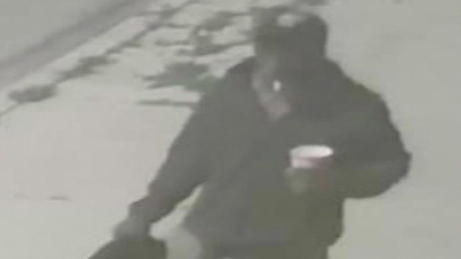 Chicago police search for sexual abuse suspect