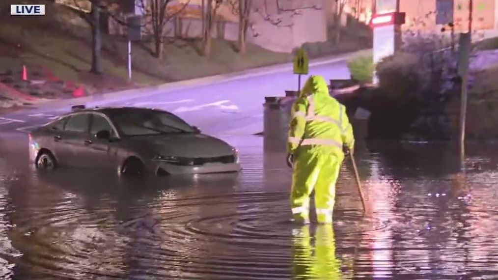 Heavy rain causing problems on roads