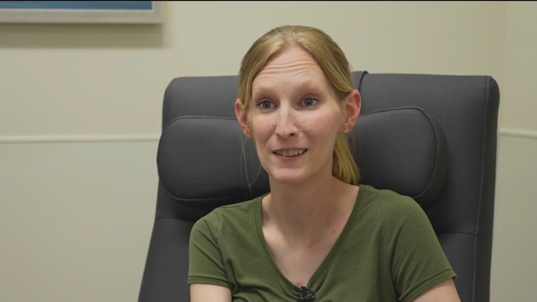 Illinois mom and baby celebrate Christmas after tumor removal saves both