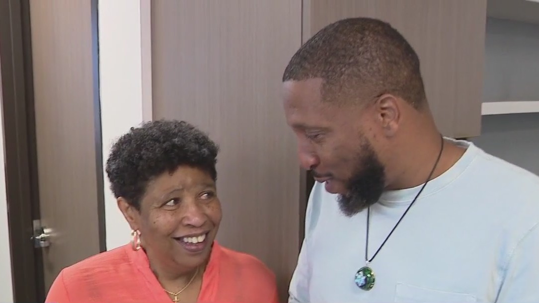 Son finds procedure to save mom from heart failure