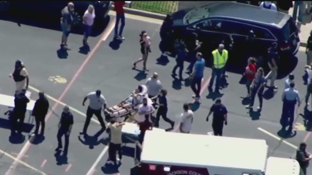 Georgia shooting: 2 students, 2 teachers killed