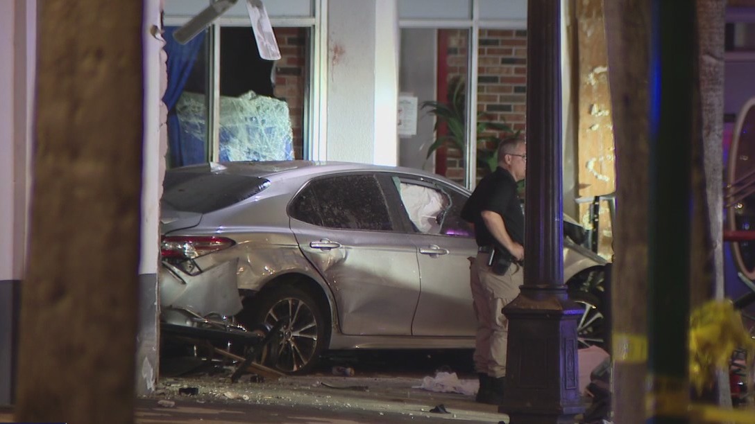 Speeding driver kills 4 in Ybor City