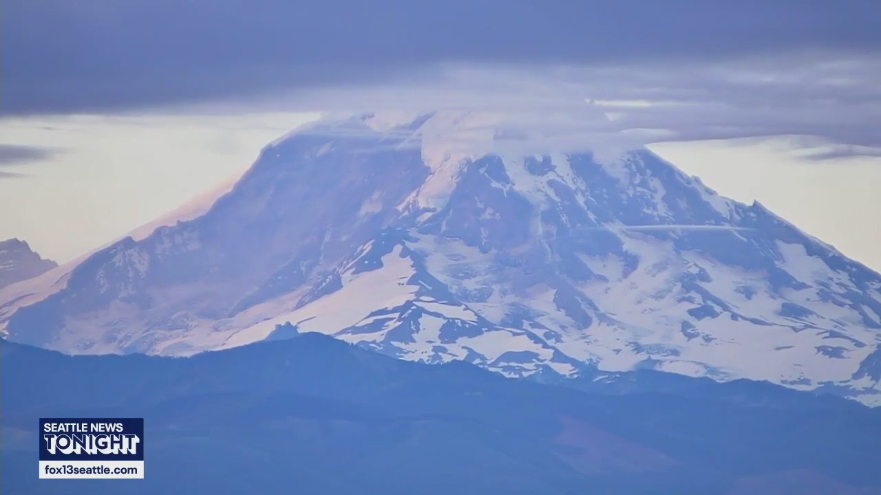 Another swarm of earthquakes hit Mount Rainier