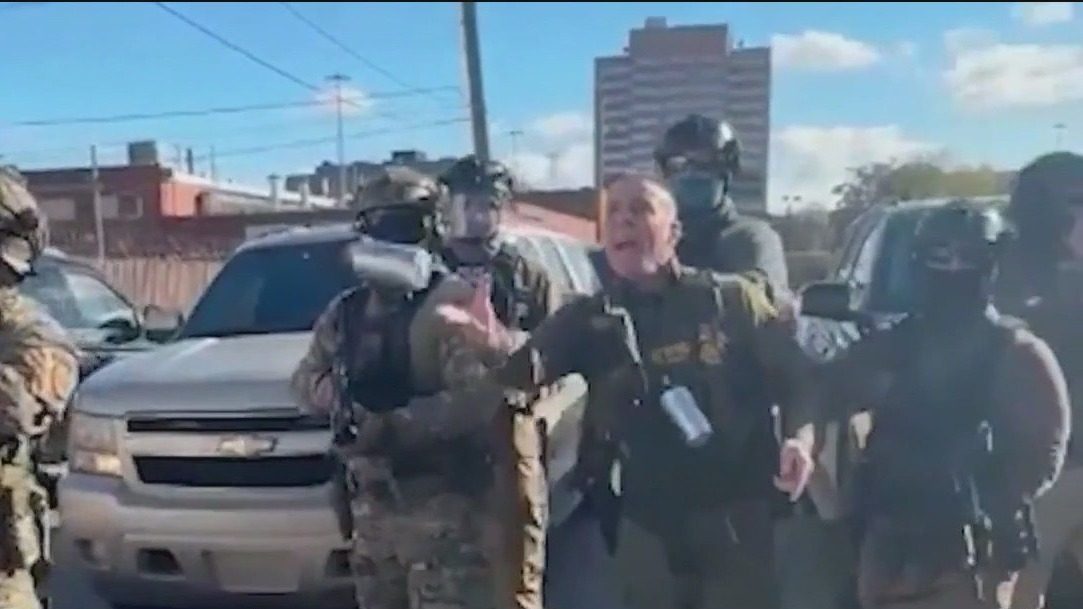 Border Patrol chief to appear in Chicago court over tear gas use