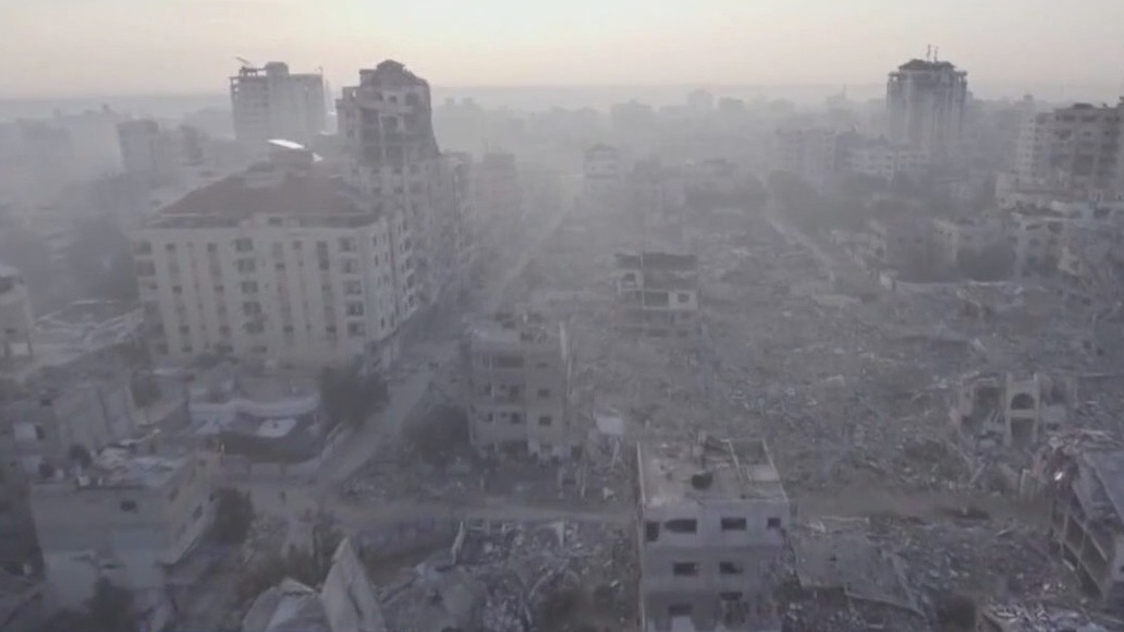 Israel and Hamas agree to stop fighting