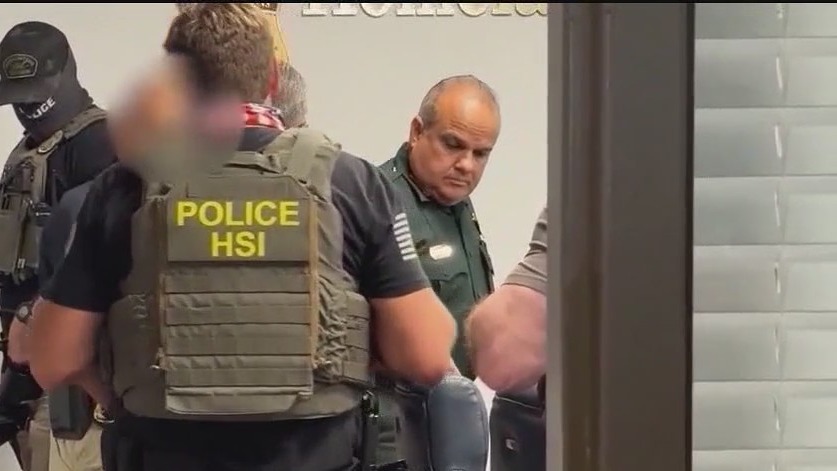 Plea negotiation conference for Marcos Lopez