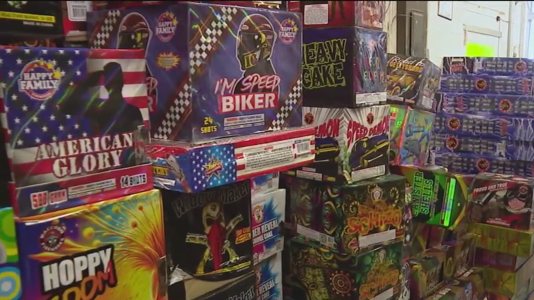 Illinois residents head to Indiana for fireworks this July 4th