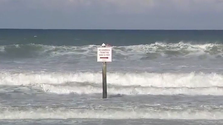 Hurricane Erin: Live look of the rough surf at Daytona Beach