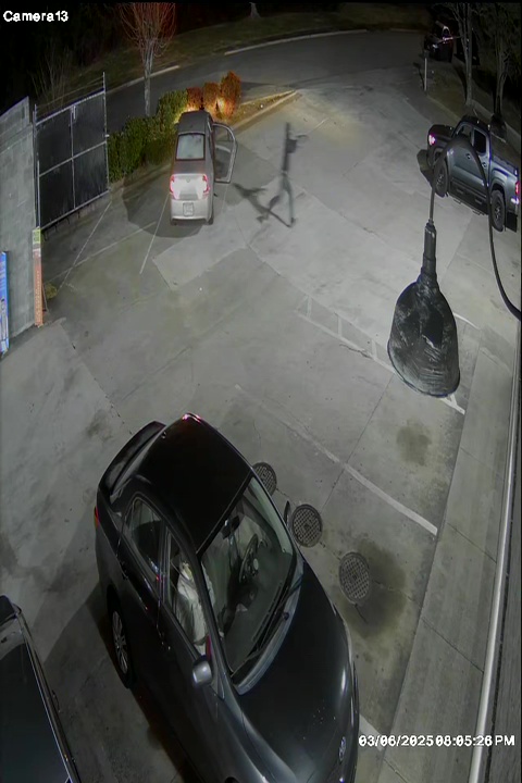 Shooting at Wee Willy's caught on surveillance (RAW)