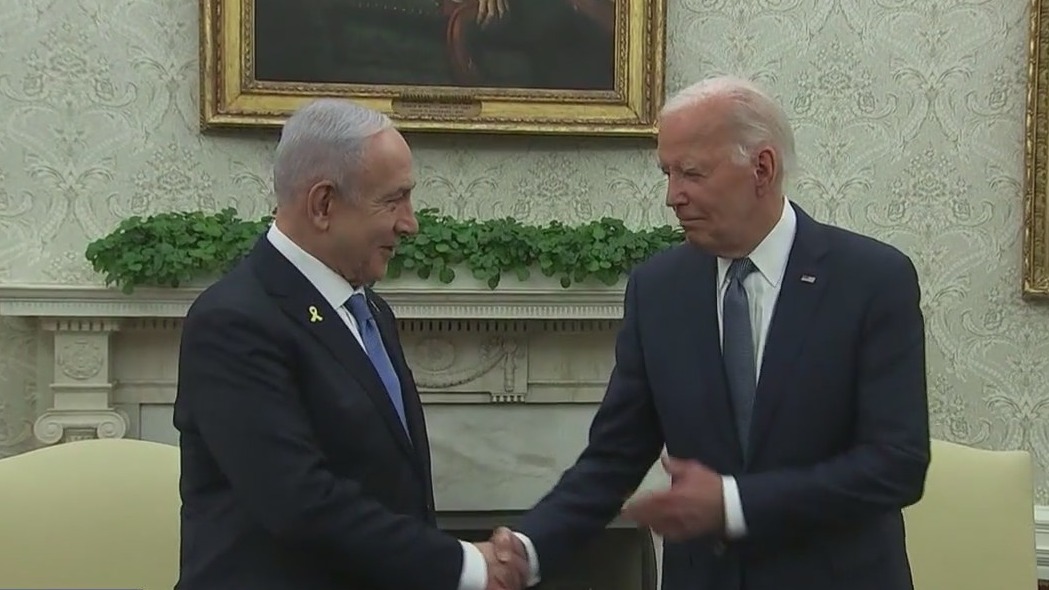 Netanyahu meets with Biden amid protests