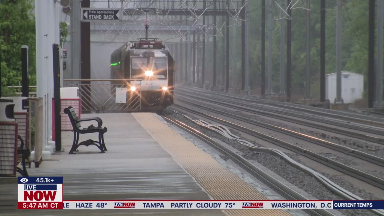 NJ transit halted after engineers go on strike