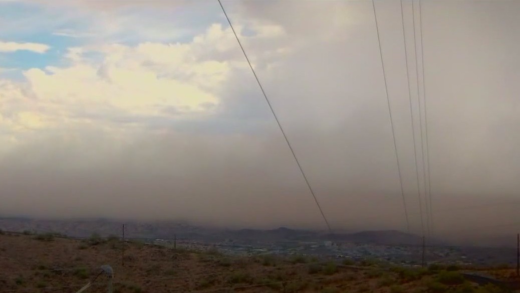Poplave in blato v Južni Novi Mehiki, napovedane nadaljnje padavine