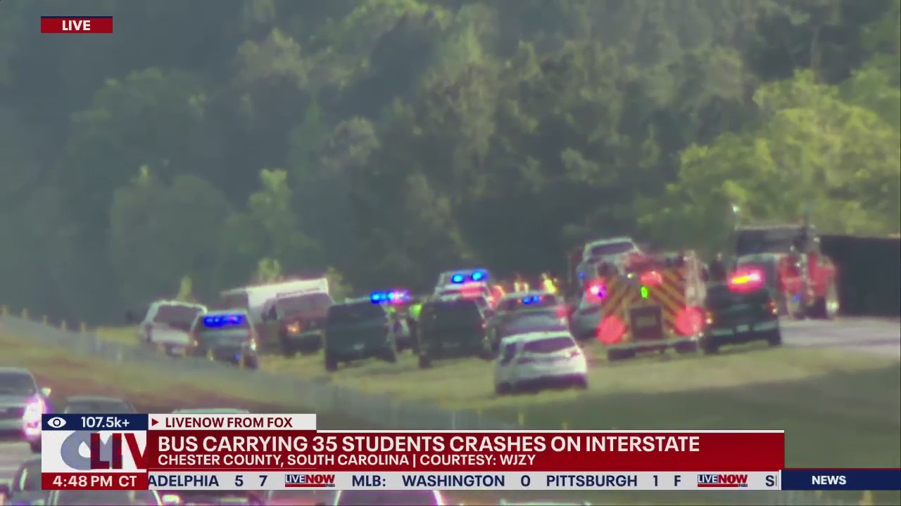 BREAKING: Bus carrying 35 students crashes