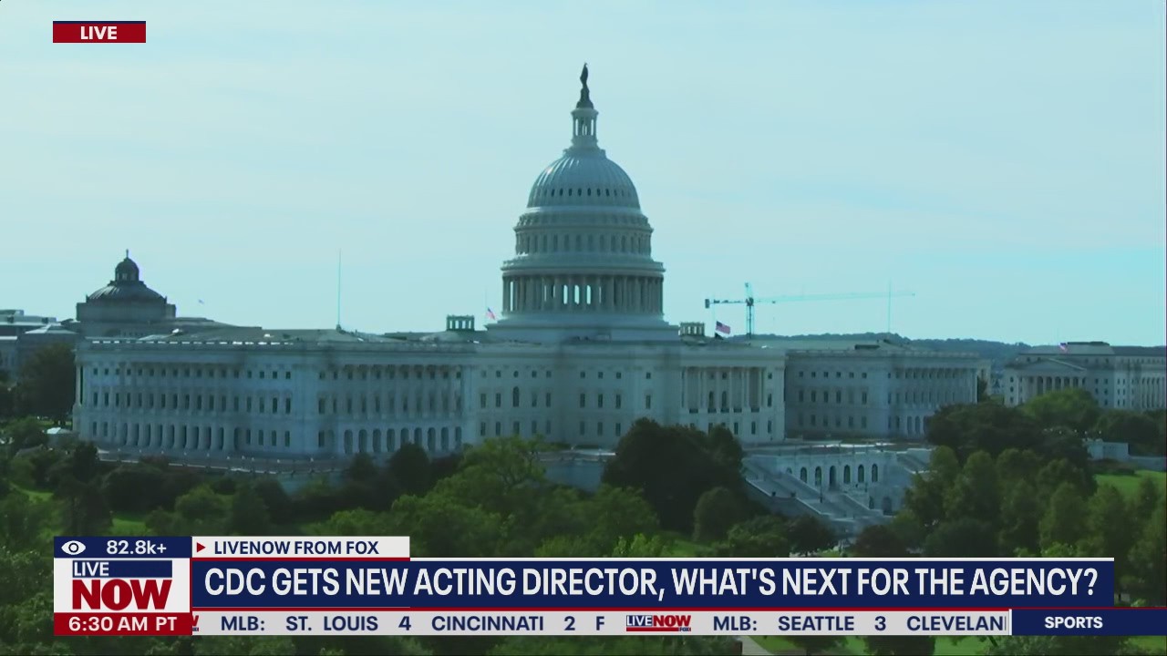 CVS, Walgreens pull back COVID vaccines in more than a dozen states following new guidelines