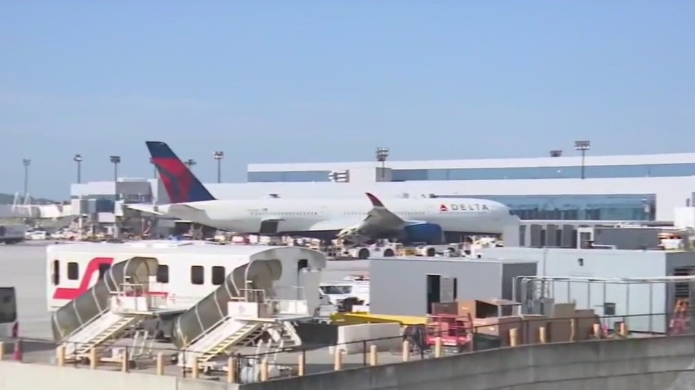 2 killed at Delta maintenance facility