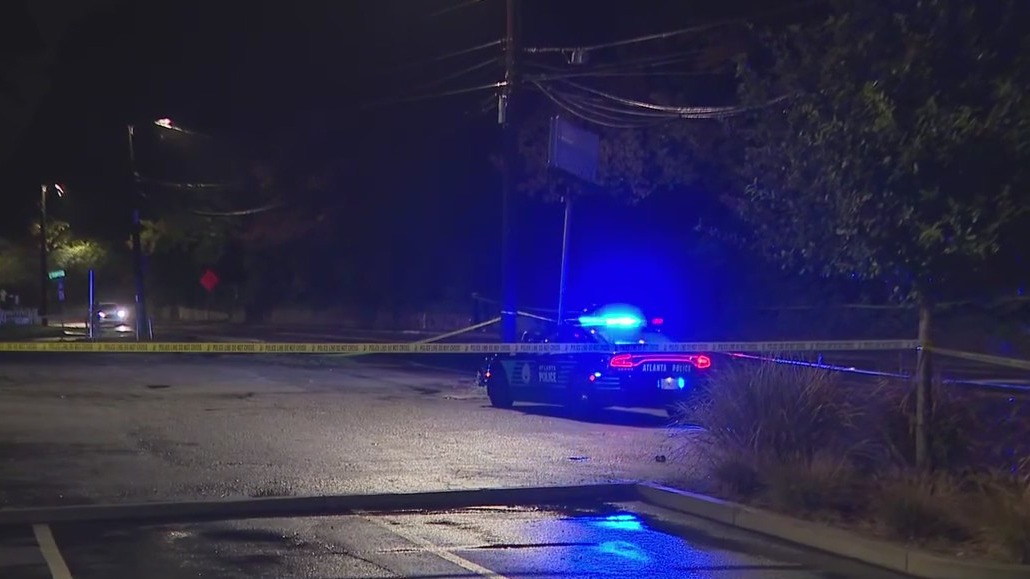 Atlanta police involved in shooting near liquor store