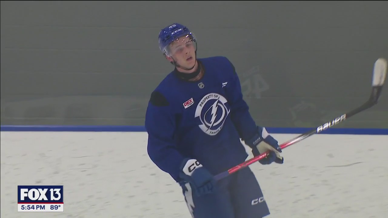 First draft pick for Lightning hits the ice