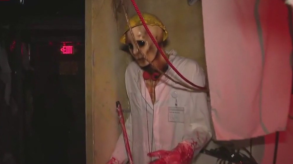 One of America’s scariest haunted houses is back in Schiller Park