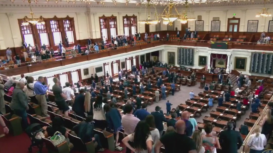 Texas redistricting: Political stakes increase in day two of Democrat quorum break