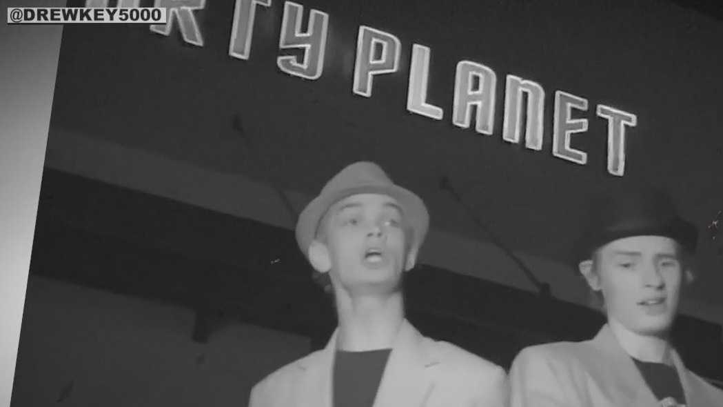 Valley crooners blend old & new