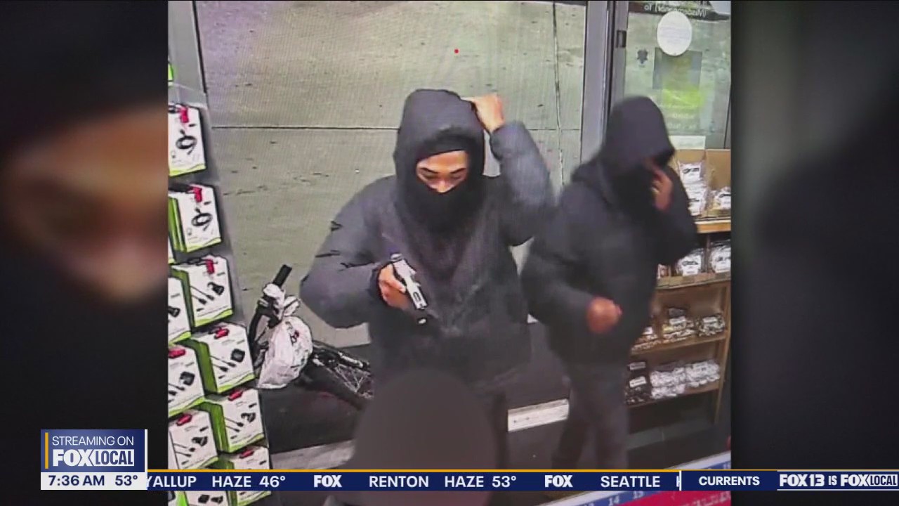 Armed robbery in Bellevue, WA gas station