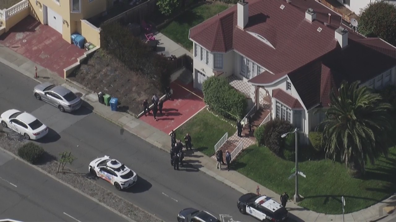 Four found dead in San Francisco home