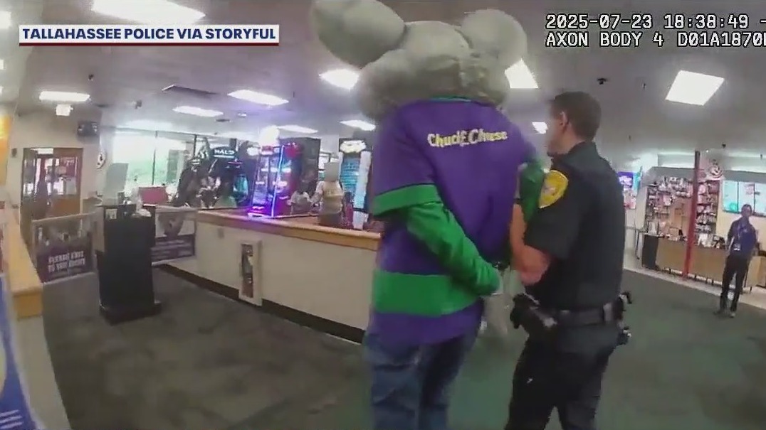 Chuck E. Cheese arrest: Body cam video shows mascot takedown