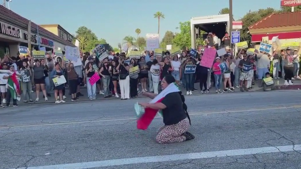 Pasadena protests after ICE arrests 6