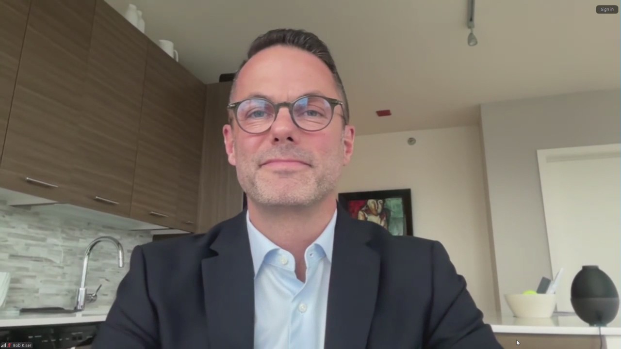 Humans replace dummies in UIC medical training