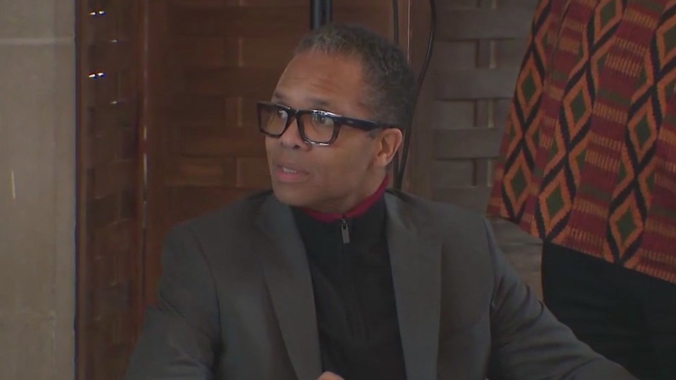 Jesse Jackson Jr. explores run for Congress after criminal convictions