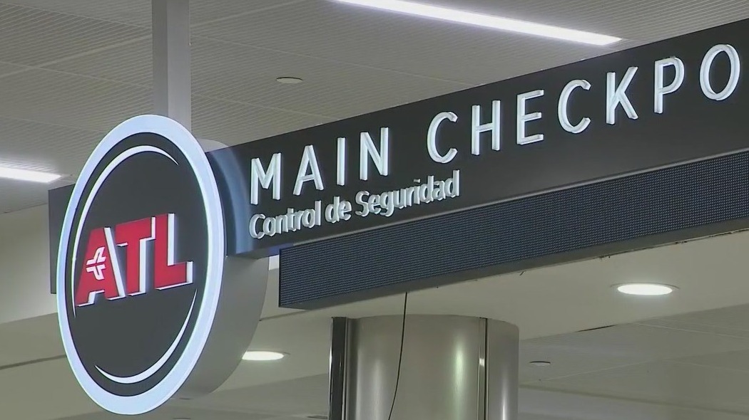 Fourth of July travel rush at Atlanta airport
