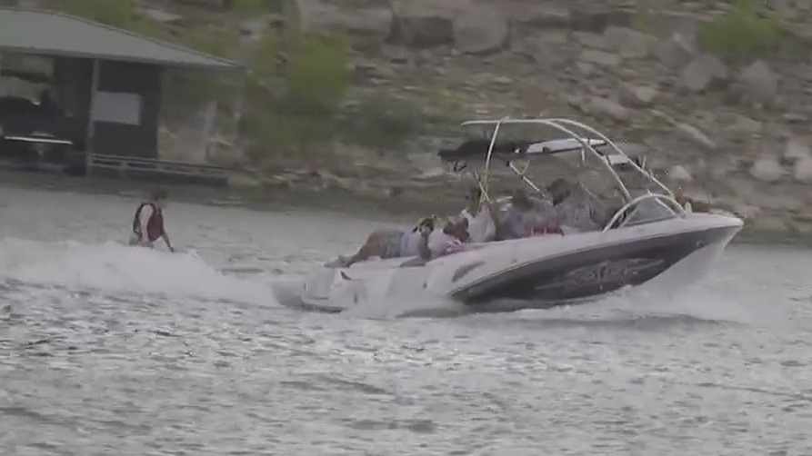 Veteran helps others on Freedom Boat Club
