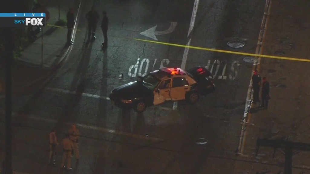 2 LAPD officers injured in pursuit crash