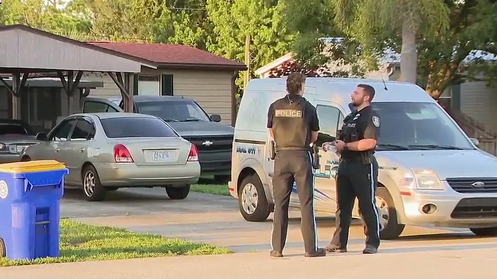 Bomb squad investigating possible illegal firearms at Rockledge home