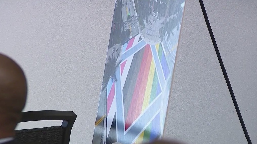 Delray Beach challenges state over road mural standardization