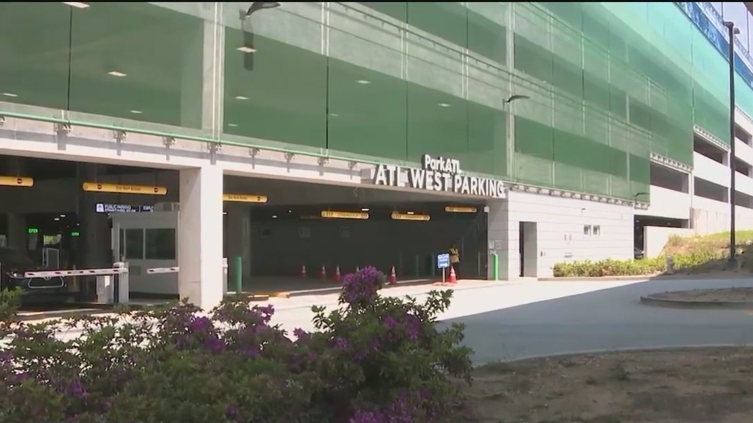 Atlanta police crackdown on airport car thefts