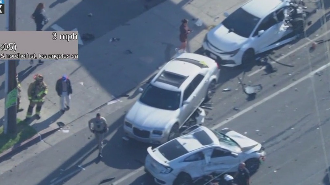 Pursuit suspect crashes into multiple cars in North Hills