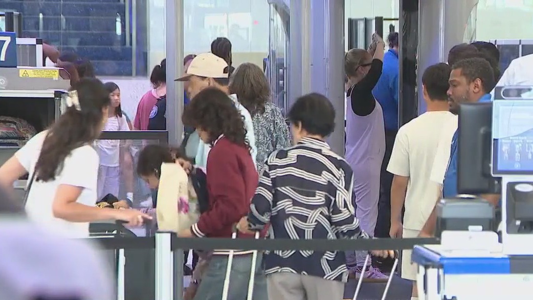 TSA ends shoe removal policy