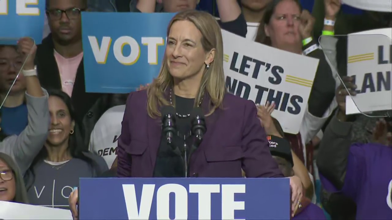 Mikie Sherrill campaigns in Newark ahead of governor election