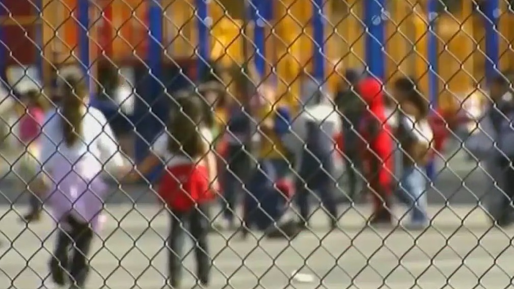 Parents rally for longer recess time