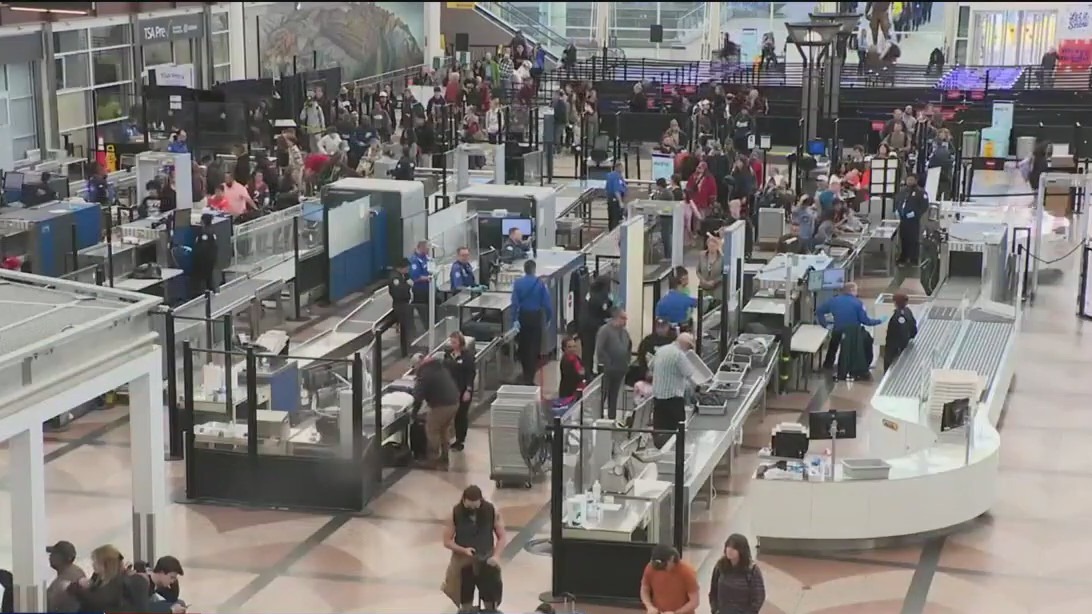 Holiday travel underway at TPA