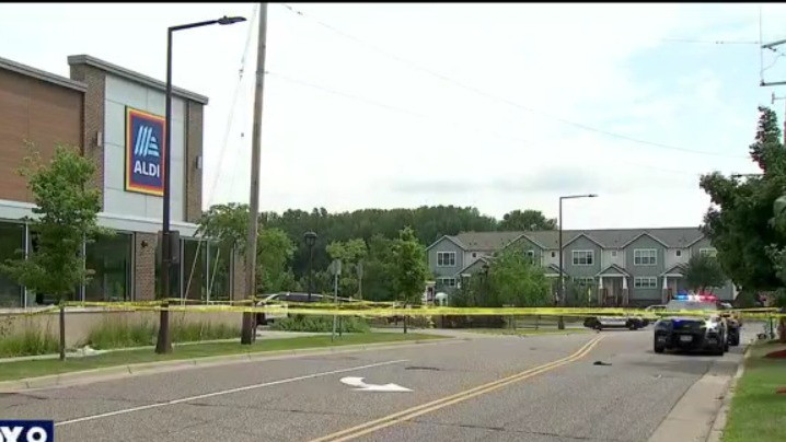 Man killed after gunfire with police at St. Paul grocery store