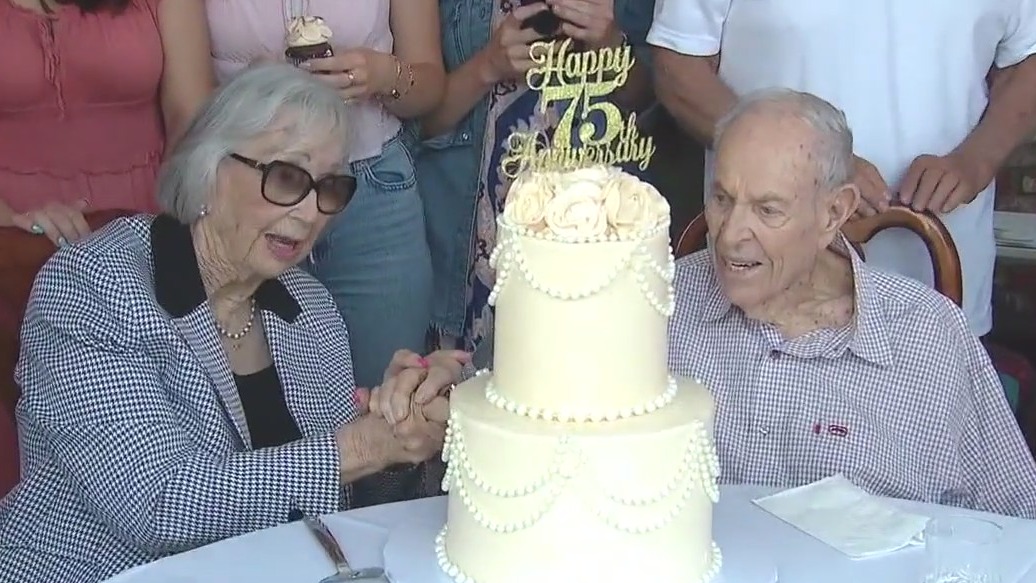 Couple celebrates 75th anniversary