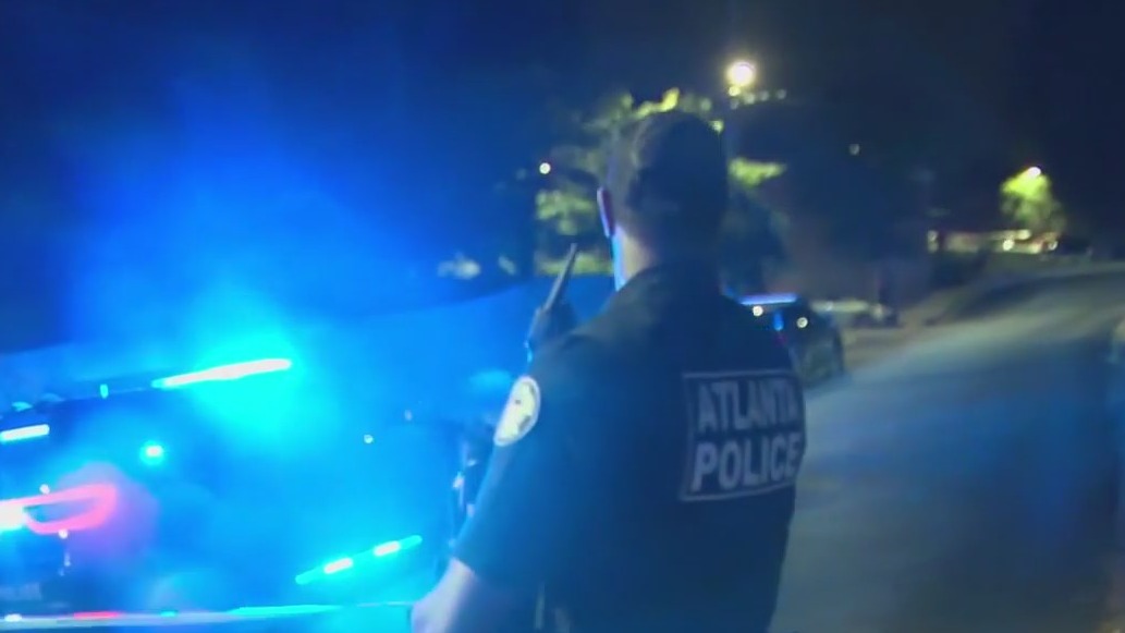 Four shot at NW Atlanta apartments