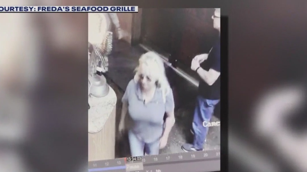 Purse stolen at Austin restaurant