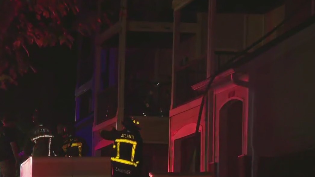 8 people sent to hospital after fire in NW Atlanta