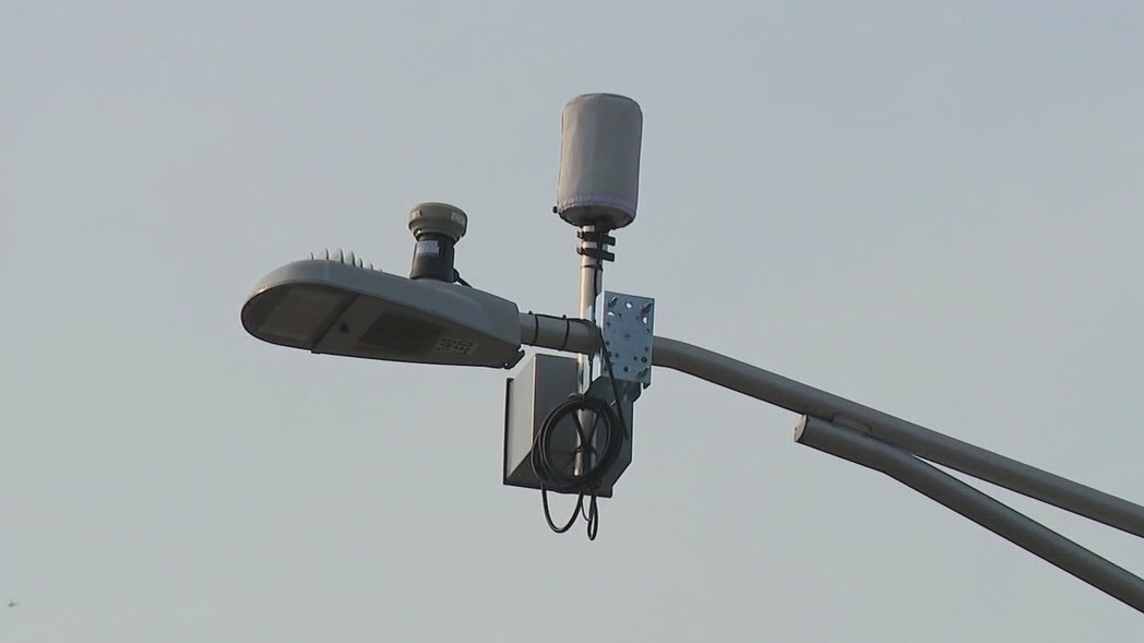 ShotSpotter: Crews begin dismantling sensors in Chicago
